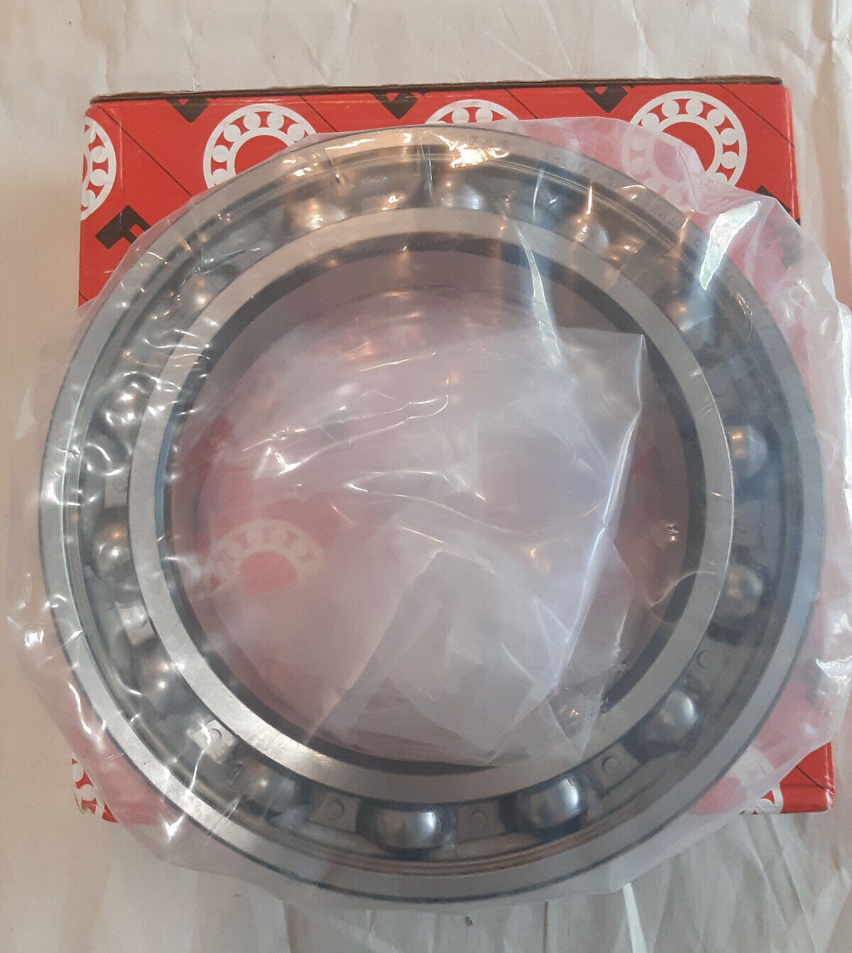 FAG Deep groove ball bearings 6028 C3 ID 140mm AD 210mm width 33mm