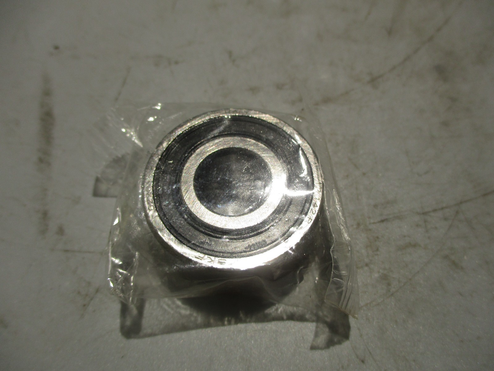NEW SKF 62201-2RS1/C3 SEALED BALL BEARING 12X32X14MM