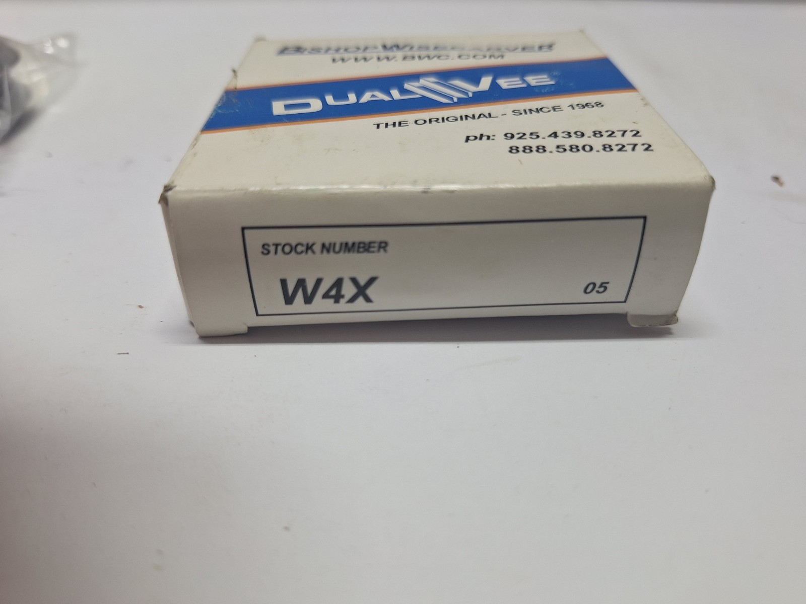 BISHOP WISECARVER W4X DUALVEE ROLLER GUIDE WHEEL – NEW