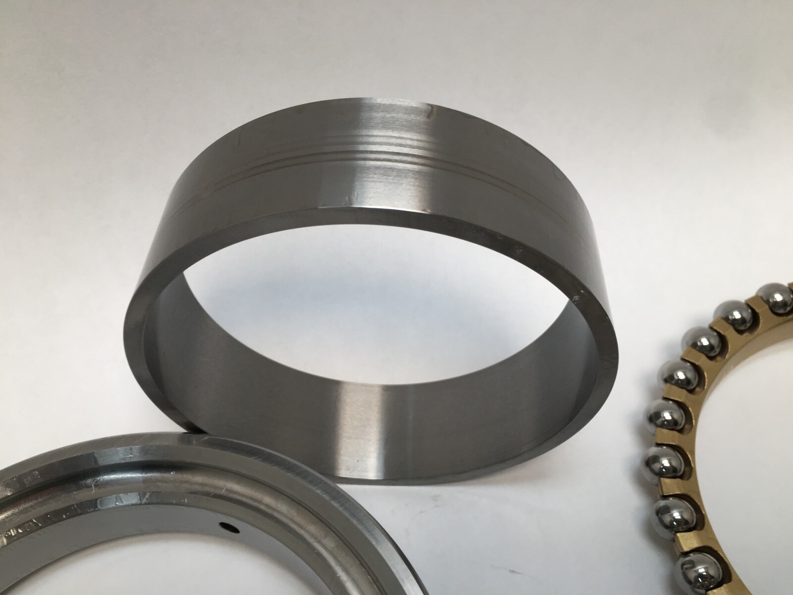 NSK 105TAC20DPN8 Axial Angular Bearing 105x160x65 mm 105TAC20-DP-N8 LCP6 Japan