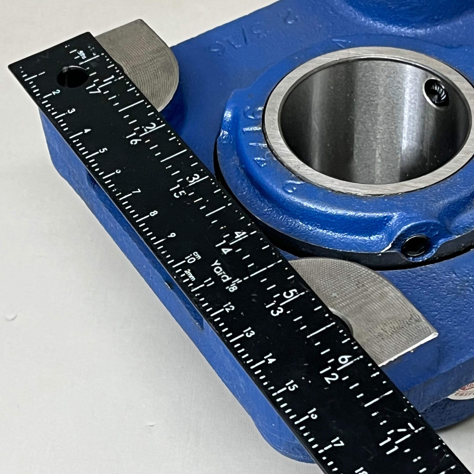 ROYERSFORD Type E Bearing 2 3/16 Square Flange 4-Bolt Tapered Rollers 20-05-0203