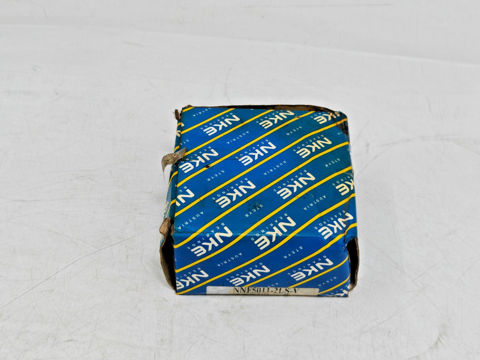NNF 5011-2LS-V NKE Cylindrical Roller Bearing NNF5011 / SL04 5011 55x90x46mm