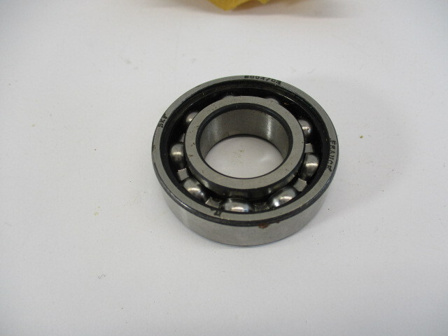 New SKF # 6004 / C3 Ball Bearing 42 mm x 20 mm x 12 mm SKF Made in France LNOS