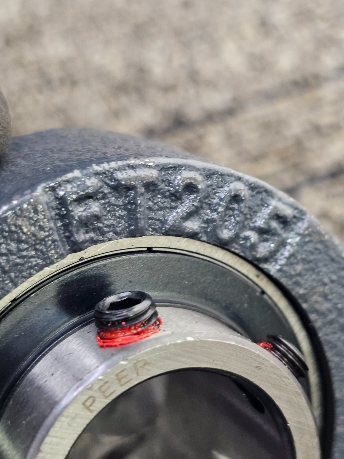 Peer UCFT205-16: Flange Bearing Unit 1″ Bore 2 Bolt Flange
