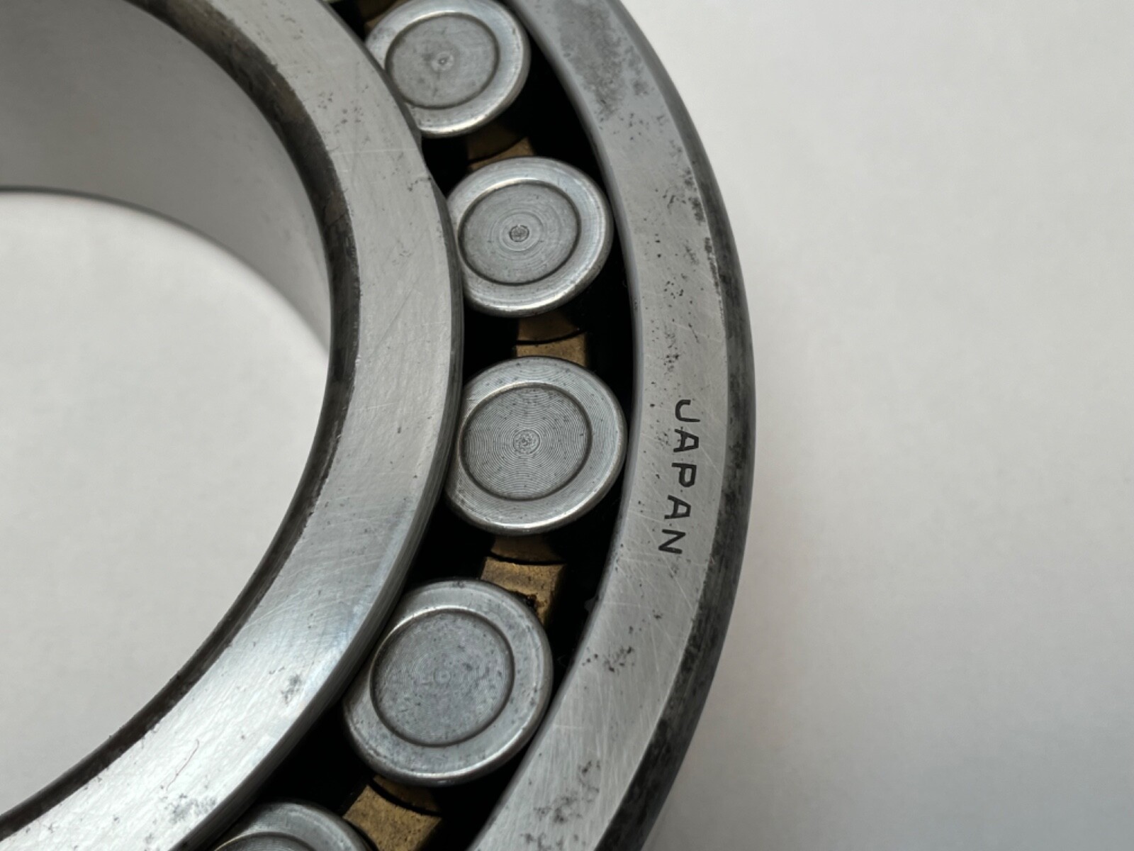 Nachi 22228EC3 Spherical Bearing 22228-E-C3 22228 MB/BR/M 140x250x68 mm