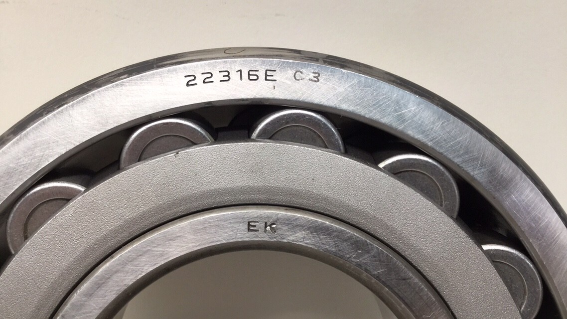 Nachi 22316EKC3 Spherical Roller Bearing 80mm ID 170mm OD 58mm W Tapered 1:12Bor