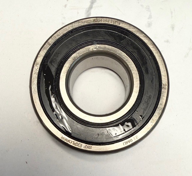 Lot of 9 SKF deep groove ball bearing, 6204-2RSH/C3W64, 20x47x14mm