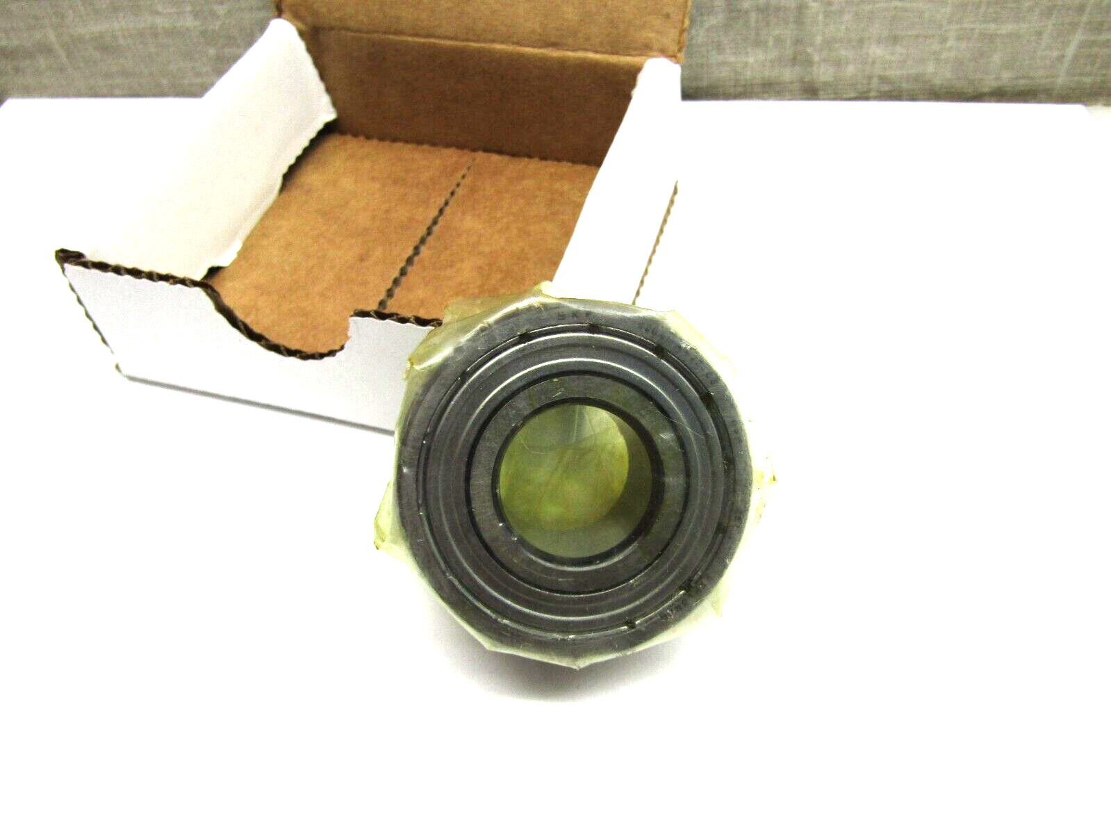 SKF 5204-2Z 20mm X 47mm X 20.6 mm Metal Shielded Angular Contact Bearing