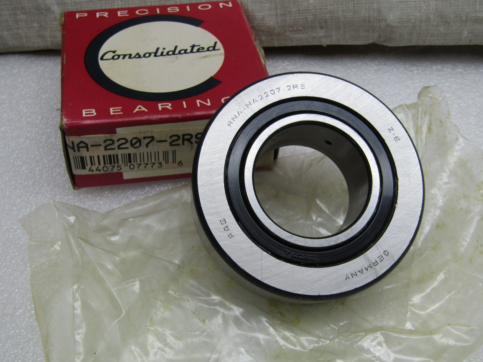 FAG Consolidated NA2207-2RS 35mm x 72mm x 22.7mm Sealed Yoke Roller Bearing