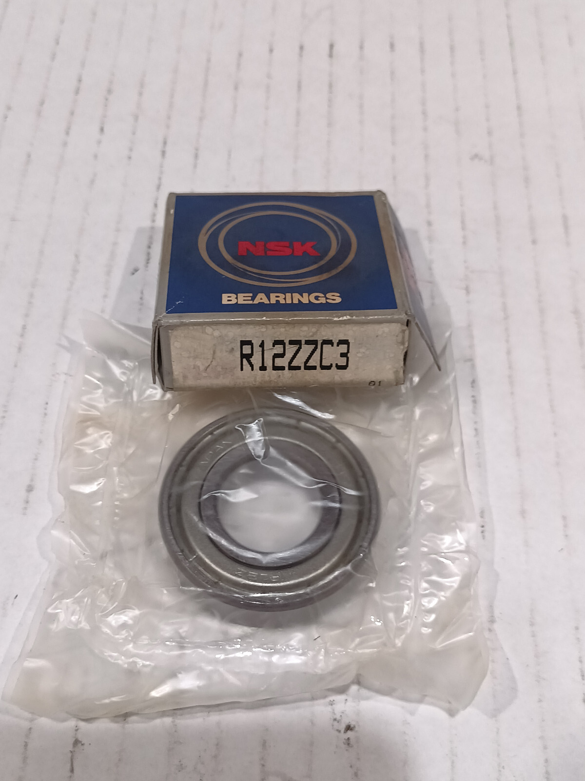 NSK bearings R12ZZC3 AV2S5 46×17 13.75