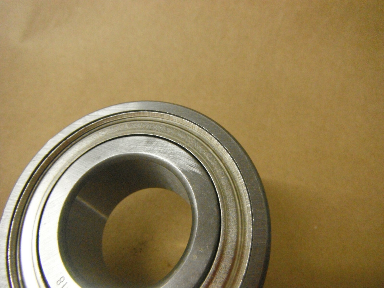 CSA 206-18 BALL BEARING INSERT MISSING COLLAR