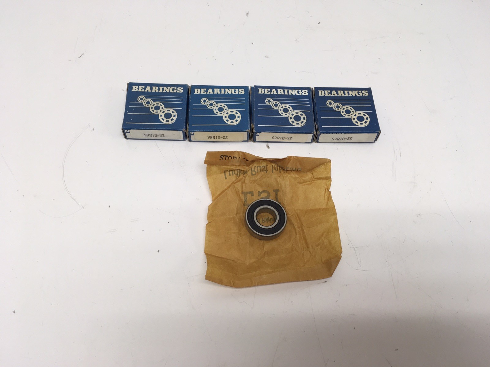 4 NEW SMT 99R10-SS Ball Bearing 0.6250in. ID, 1.3750in. OD
