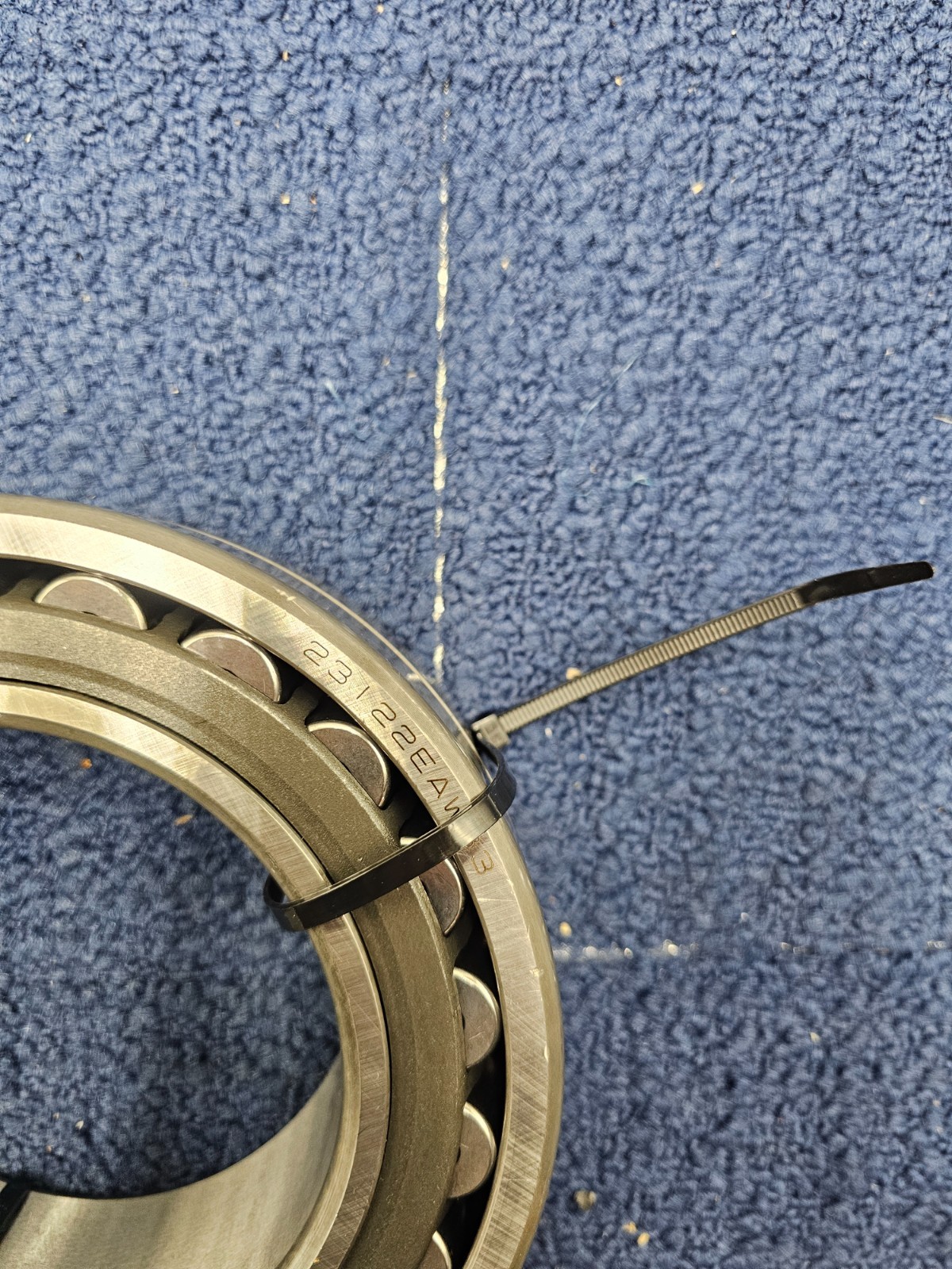 NTN 23122 EAW33 ULTAGE Spherical Roller Bearing 110mm x 180mm x 56mm