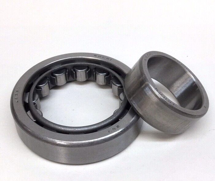 Nachi NU207 C3 Cylindrical Roller Bearing 35mm ID x 72mm OD X 17mm W NU207-C3