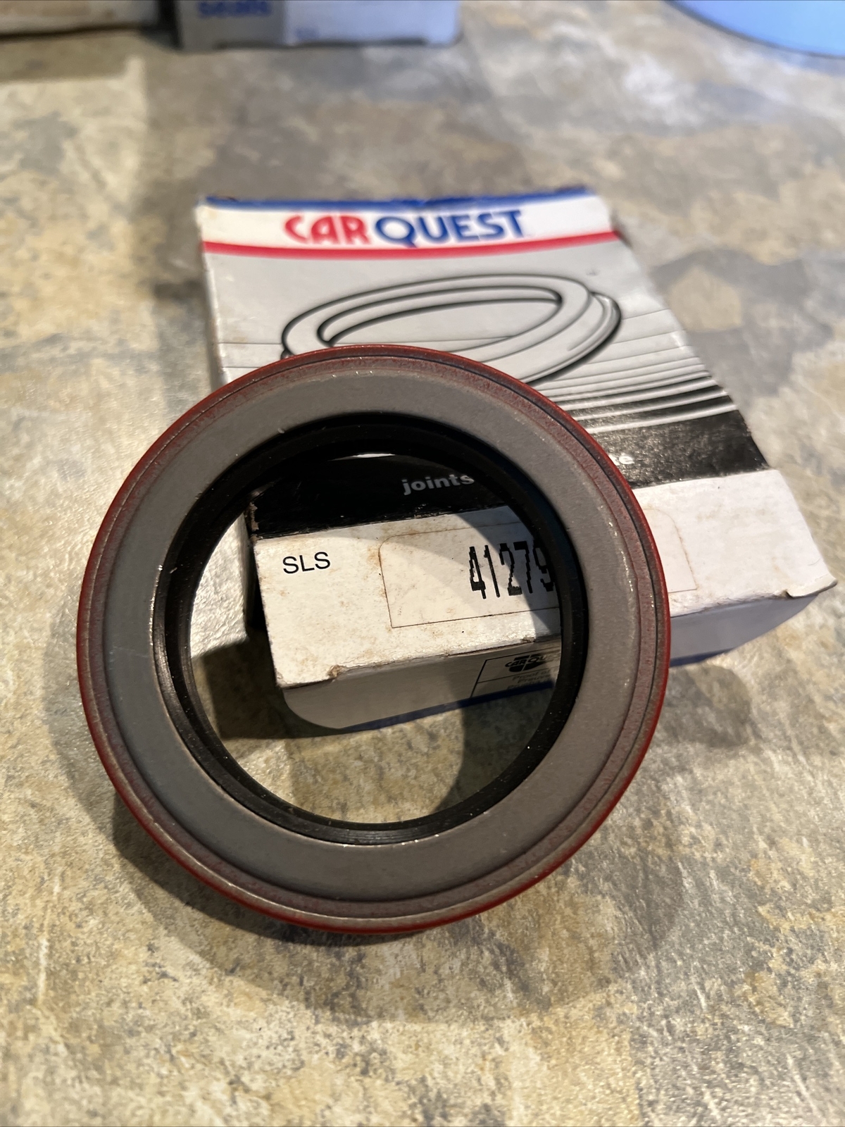 National Federal-Mogul 412798N Oil Seal New 1 Is In The Carquest Box! F+S!