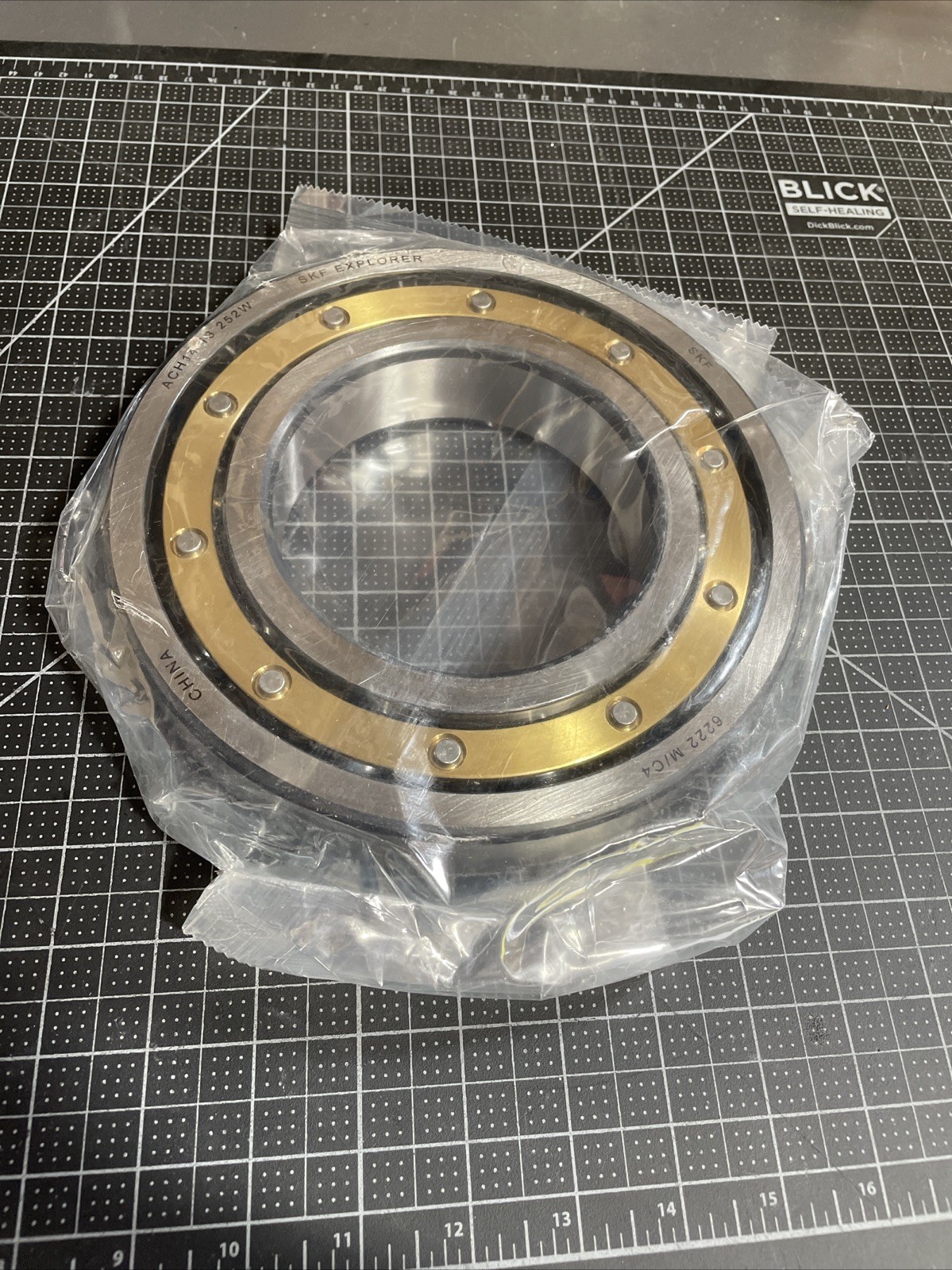 SKF 6222 M/C4 110x200x38mm Bearings (1pc) New in stock at MRO2DAY
