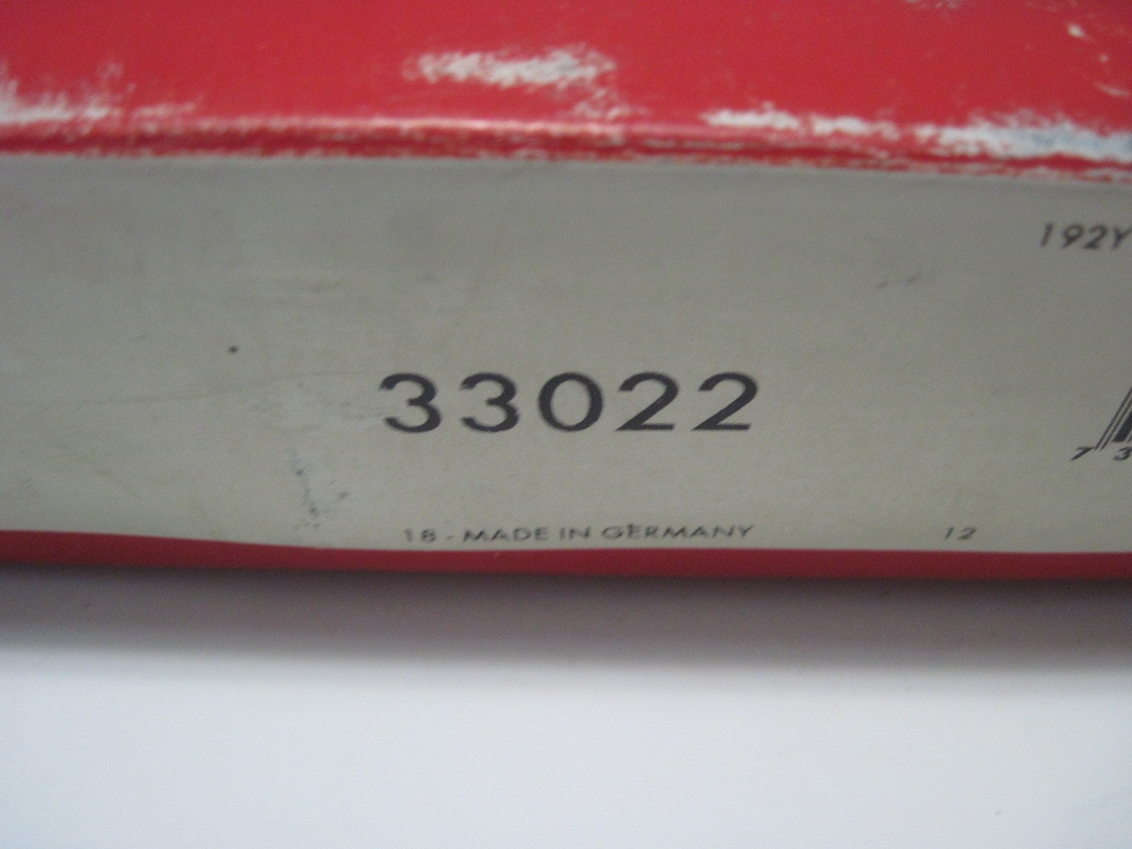 NOS SKF Tapered Roller Bearing 33022 Single Row 110 x 170 x47 MM