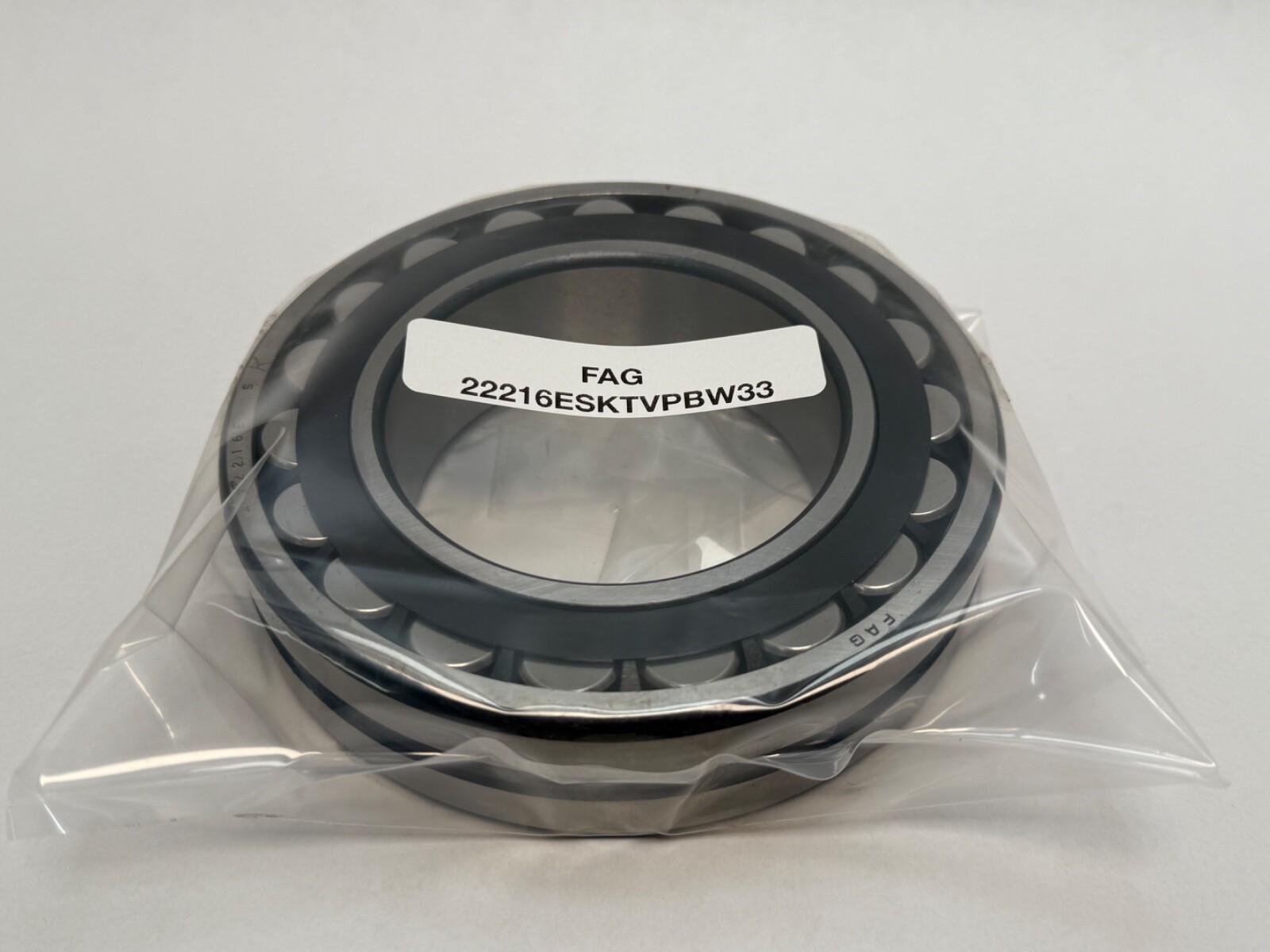 FAG 22216ESK.TVPB Spherical Bearing 22216E 22216-E-S-K-TVPB-W33 80x140x33 mm