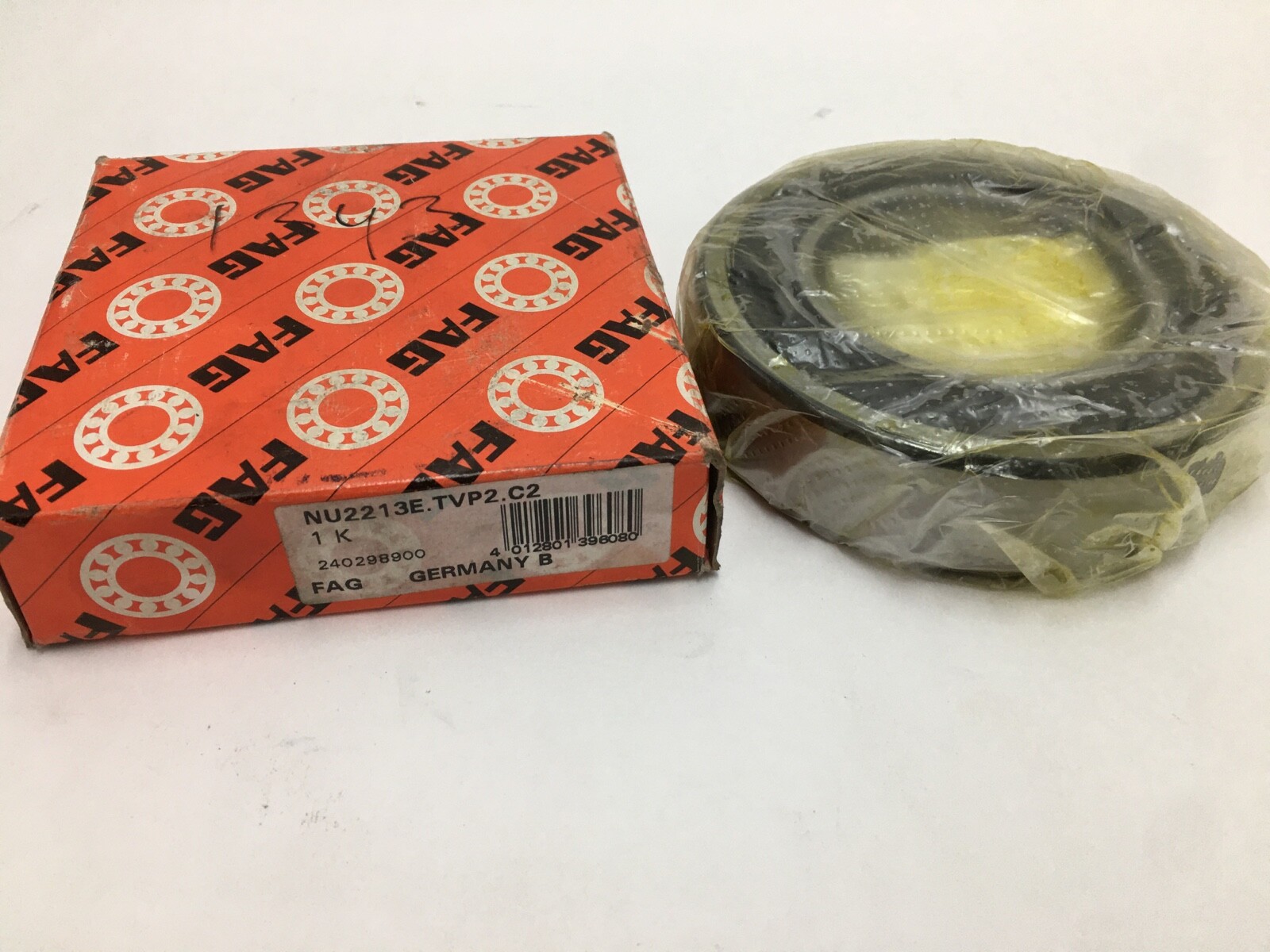 FAG NU2213E.TV.P2 Cylindrical Roller Bearing NU2213E TVP2 NU 2213 E 65x120x31 mm
