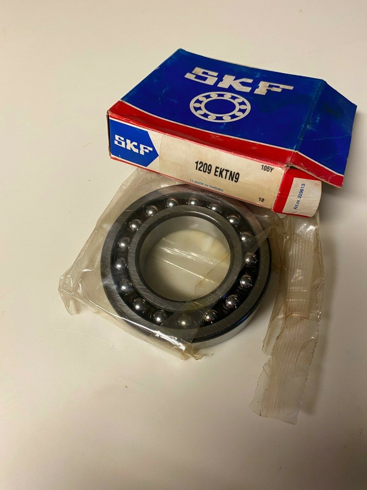 New In Box SKF 1209 EKTN9 Bearing