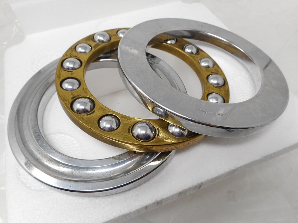 Elegant High Quality Chrome Steel Tapered Roller Bearing RIV Italia