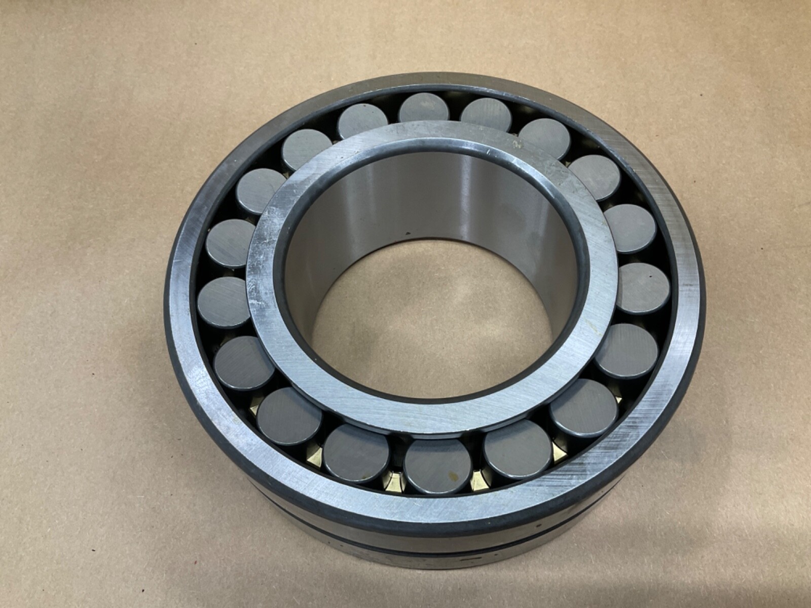 SNR 23222EMW33C3 Spherical Roller Bearing 110x200x70 mm #12A90PR2*IAC