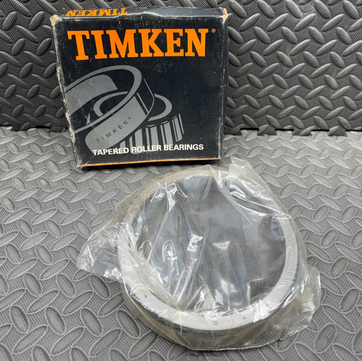 Genuine Timken 71750 Tapered Roller Wheel Bearing Cup