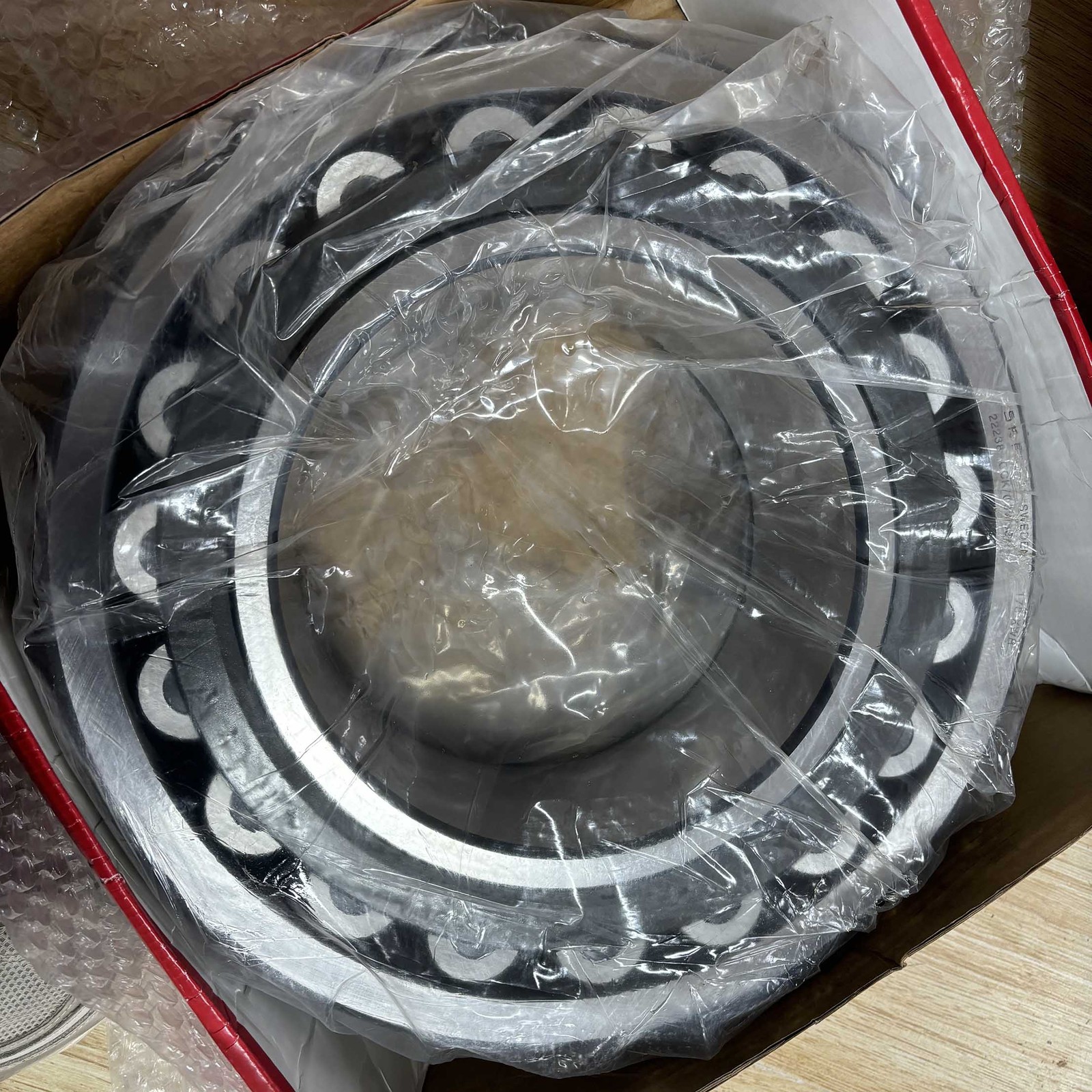 New Spherical Roller Bearing 22238 CCK/C3W33 for SKF 190mm Bore