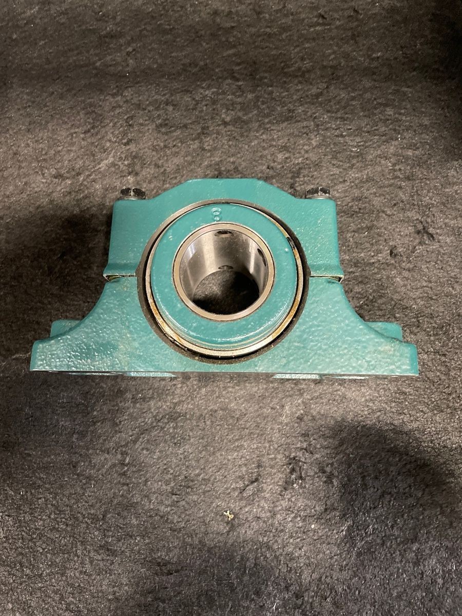 DODGE P2E-EXL-200R Pillow Block Roller Bearing Unit, 2 in Bore Diameter