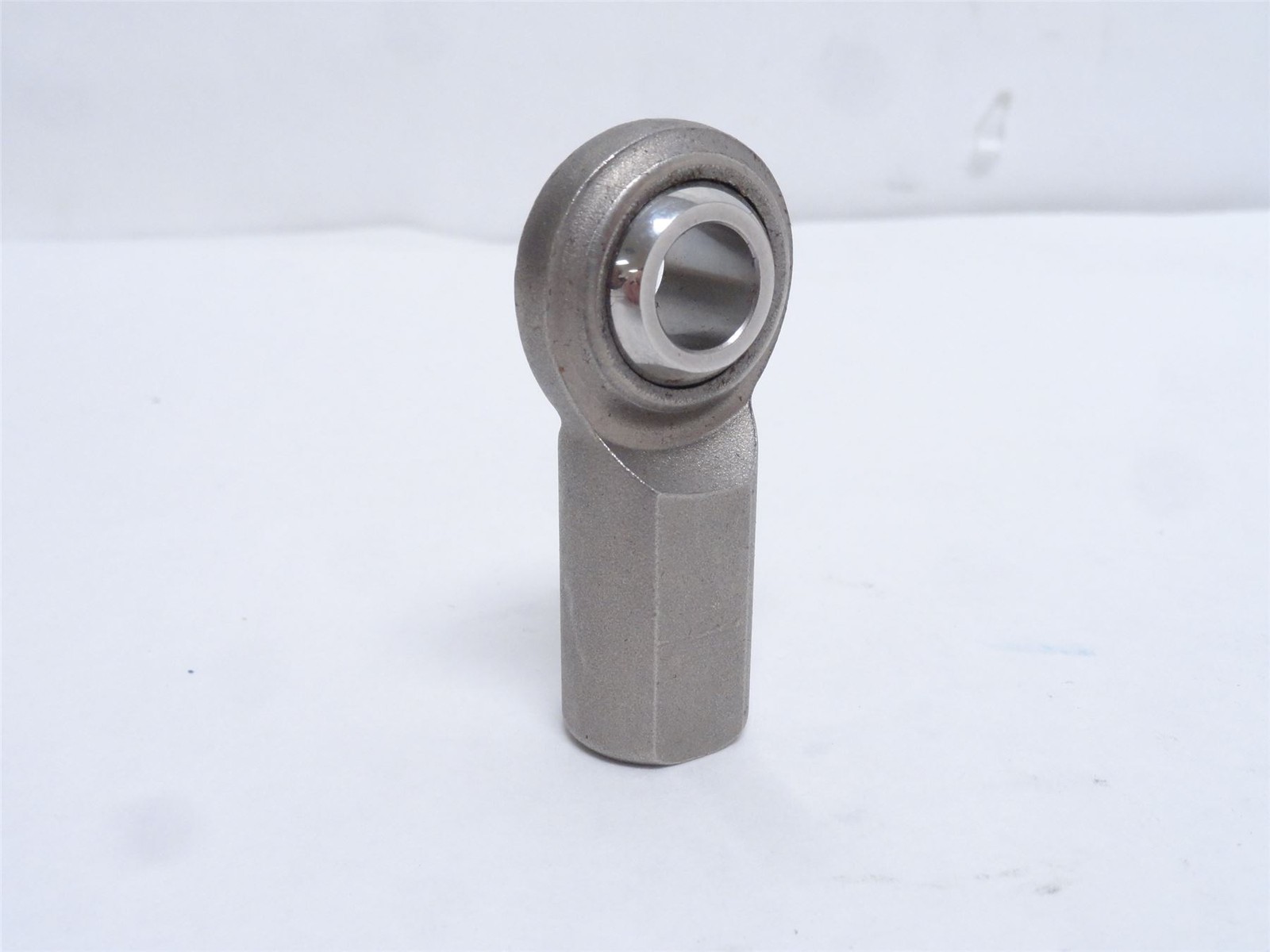245220 New-No Box; FK SCF7T Rod End Bearing; SS; 7/16″ID; 7/16-20 Shank Threads