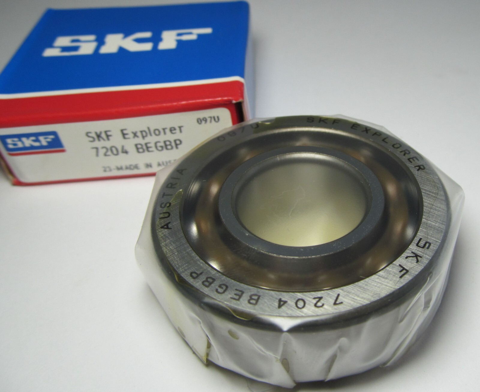 NEW SKF EXPLORER 7204 BEGBP ANGULAR CONTACT BALL BEARING 47MM/ 20MM BORE 14mm W