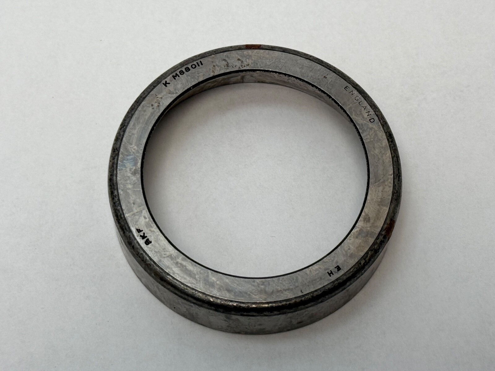 SKF M88011 Taper Roller Bearing Cup M-88011 2-11/16″ OD 7/8″ W