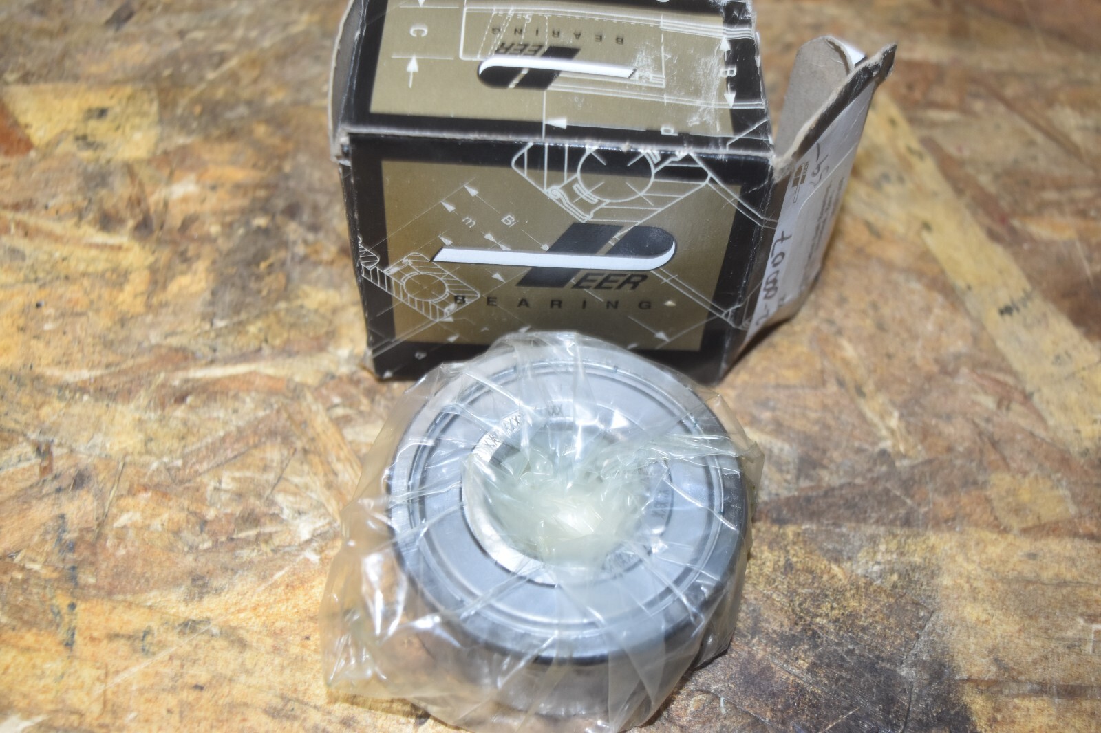 5306-ZZ – PEER BEARING NEW OLD STOCK FREE SHIPPING