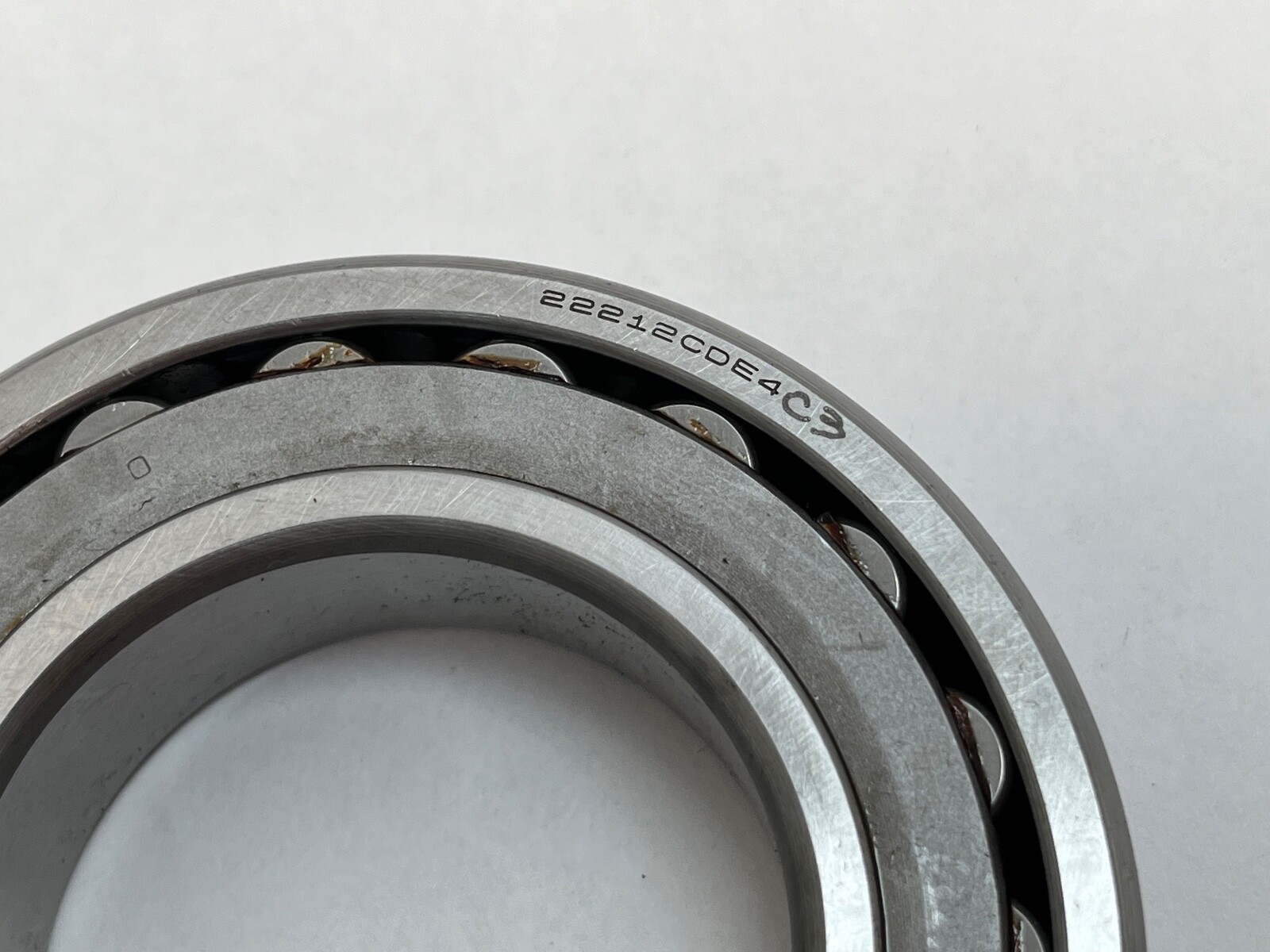 NSK 22212CDKE4C3 Bearing 60x110x28 mm 22212-CD-K-W33-C3 22212-C-K-W33-C3 Japan