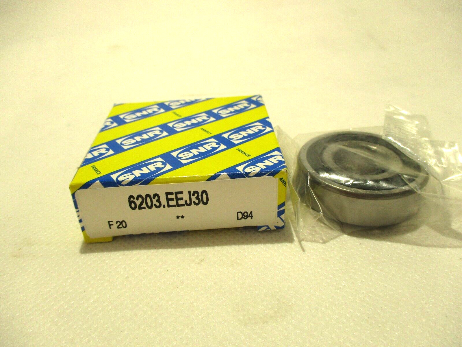 NEW SNR 6203-EEJ30 SEALED BALL BEARING