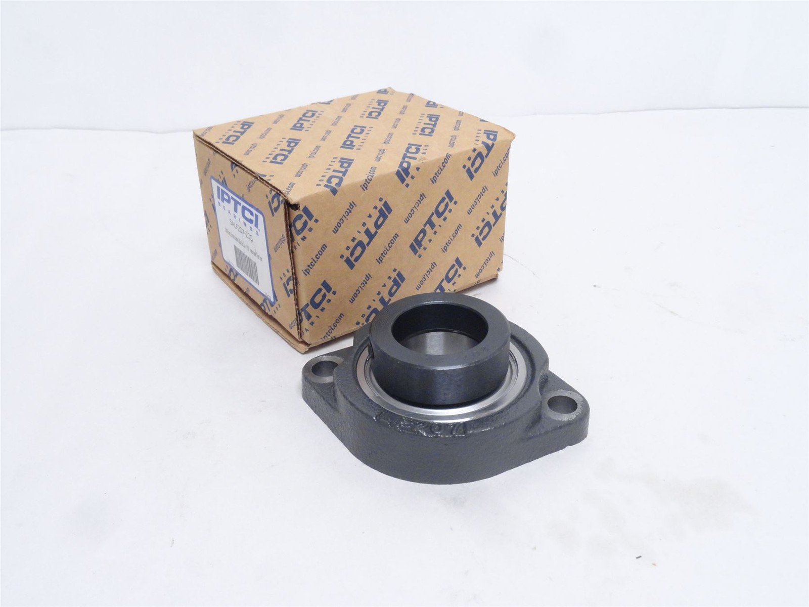 244732 New In Box; IPTCI SALF207-23G Flange Bearing; 1-7/16″ID; 2-Bolt