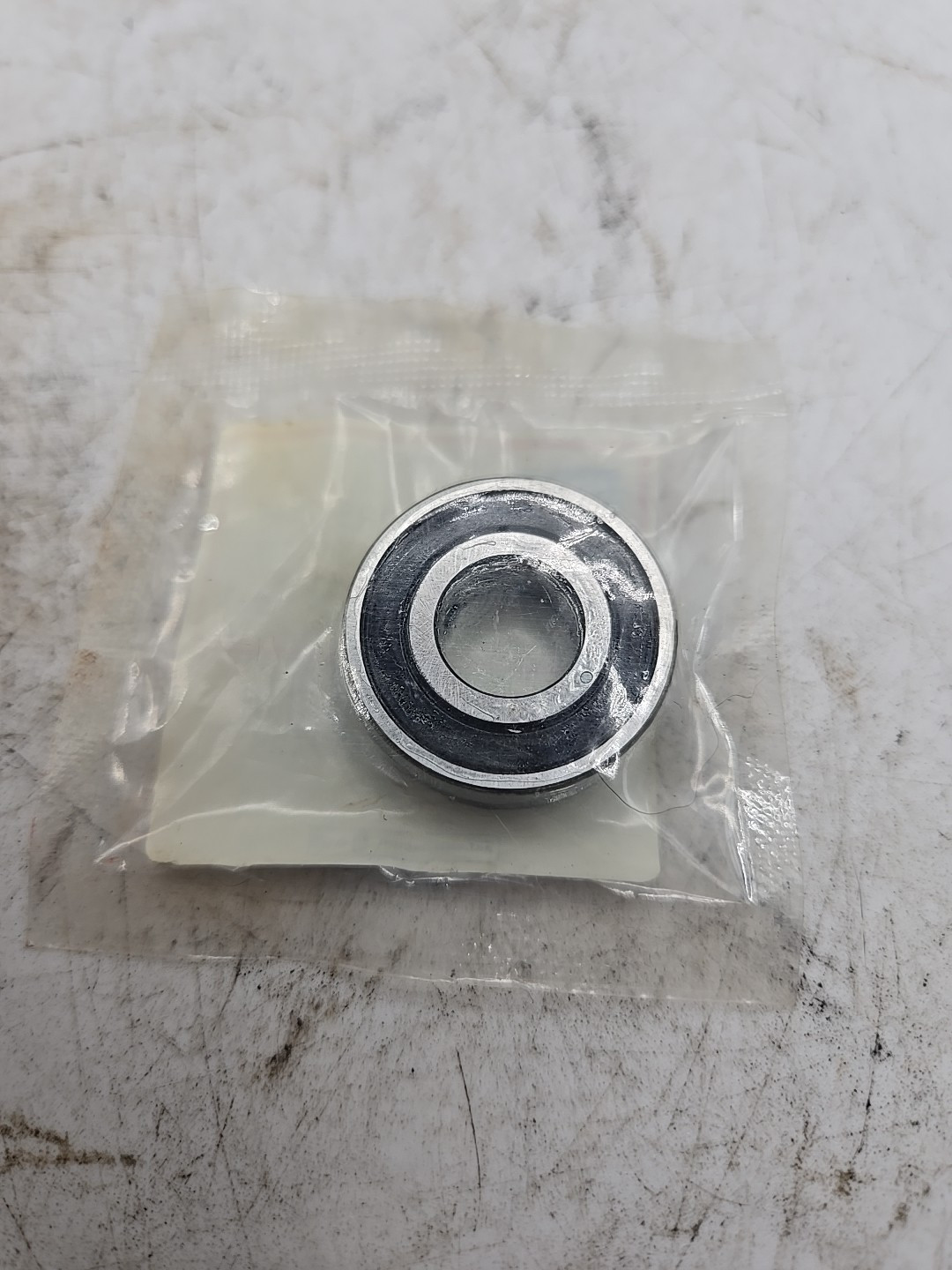SKF 6001-2RSJEM Radial Deep Groove Ball Bearing, Bore 12mm Width 8mm (4D2)