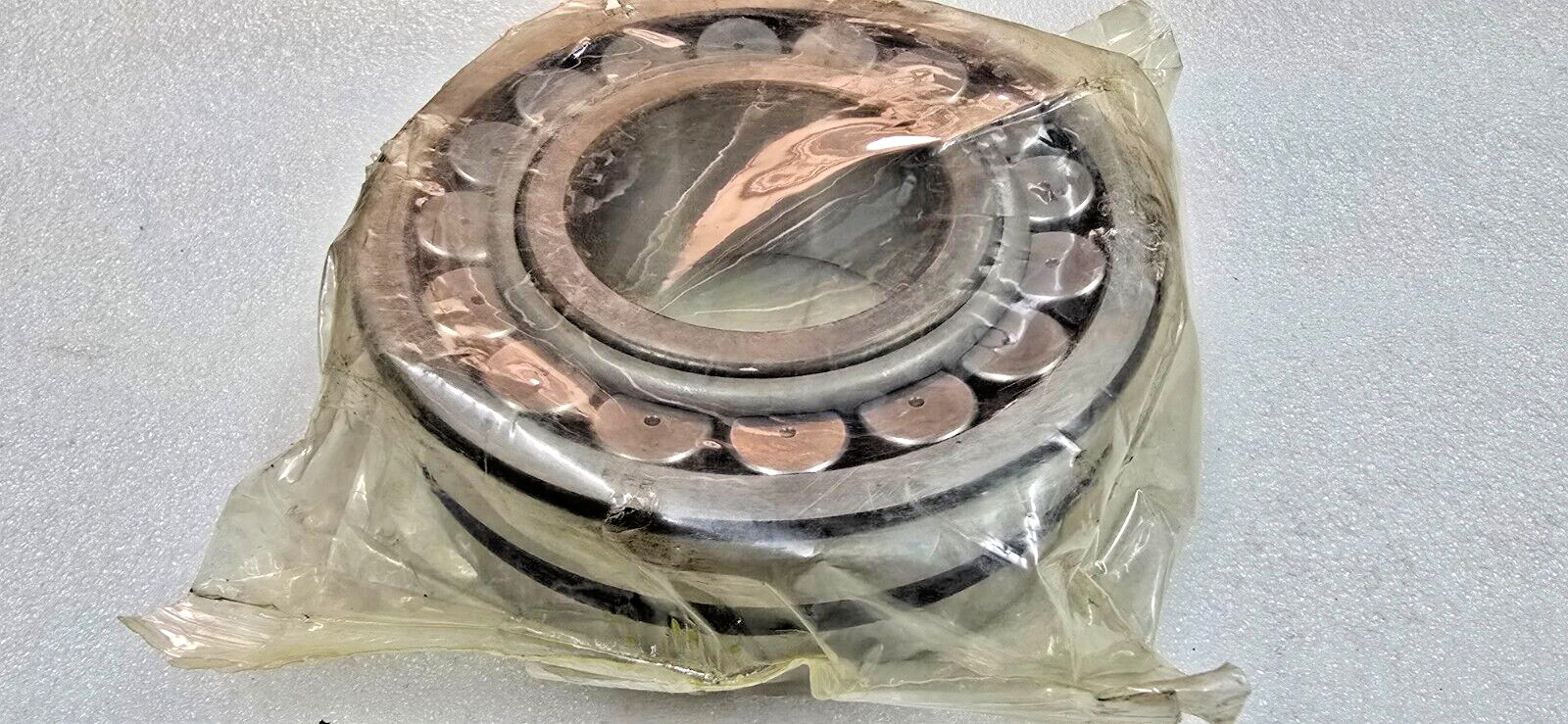 22314 EK Spherical Roller Bearing 70x150x51MM SKF GREAT BRITAIN 22314 EK W33