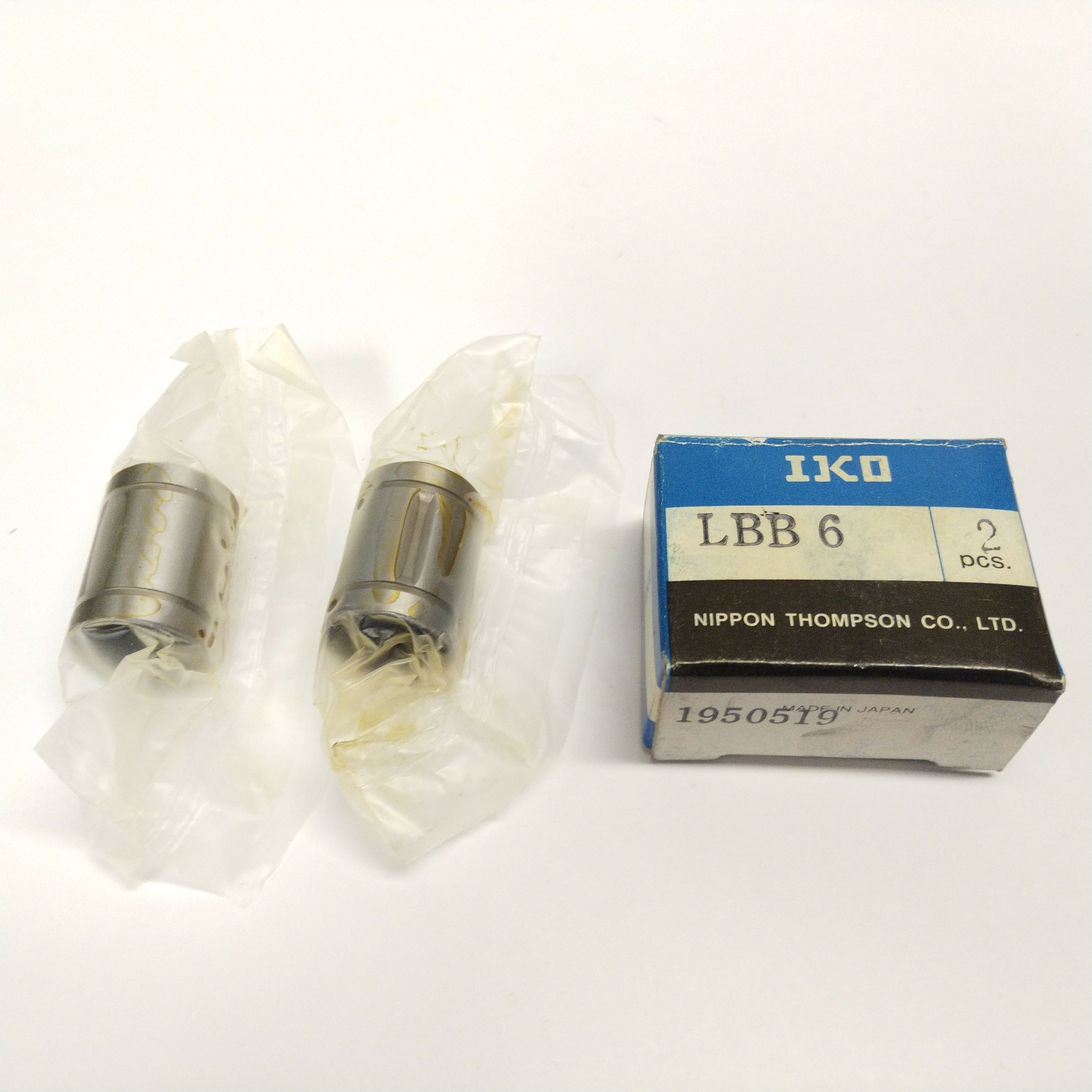 IKO NIPPON THOMPSON LLB 6 Box of 2 Linear Bearing New