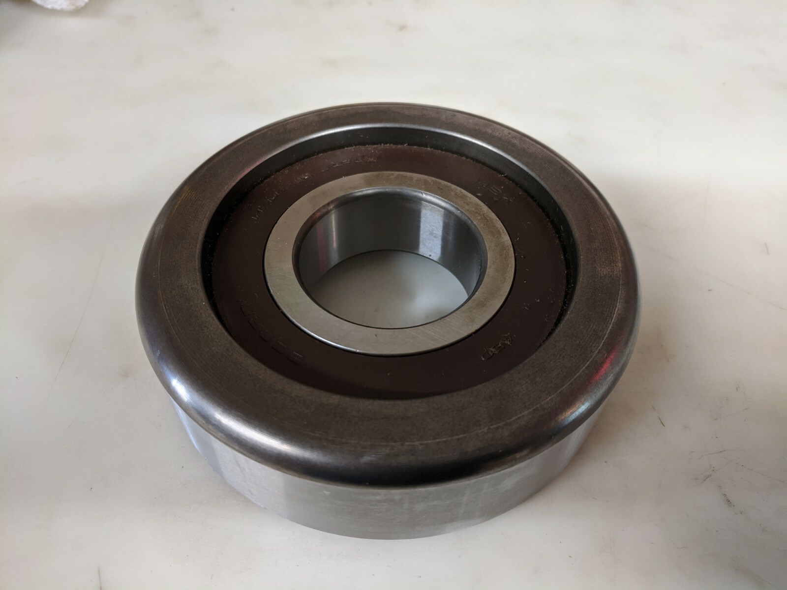 Kalmar 7491969 mast guide bearing, made in Japan ( NSK 45BFM1204M in box )
