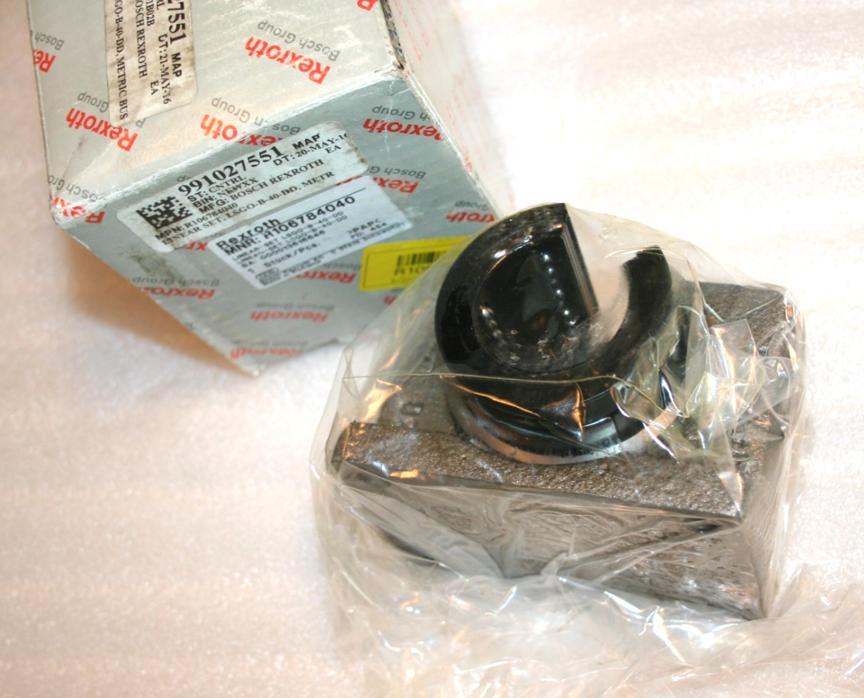 BOSCH REXROTH R106784040 LSGO-B-40-DD Linear Bearing Set * NEW *