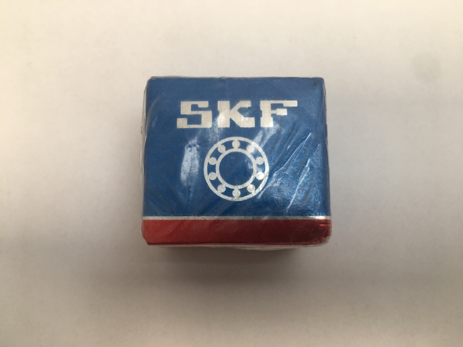 SKF 71904-CD/P4ADGA Bearing 20x37x18 mm 71904-CD-P4A-DGA 7904 ABEC7 Italy 2 pcs