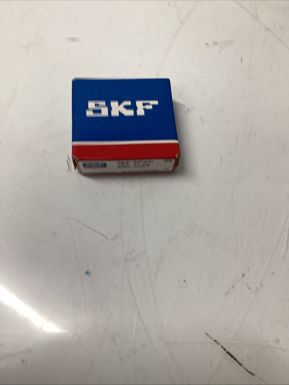 SKF 6005-2ZJEM Bearing Metal Sealed 25x47x12 mm 6005 2Z ZZ C3 JEM 6005Z Q-234