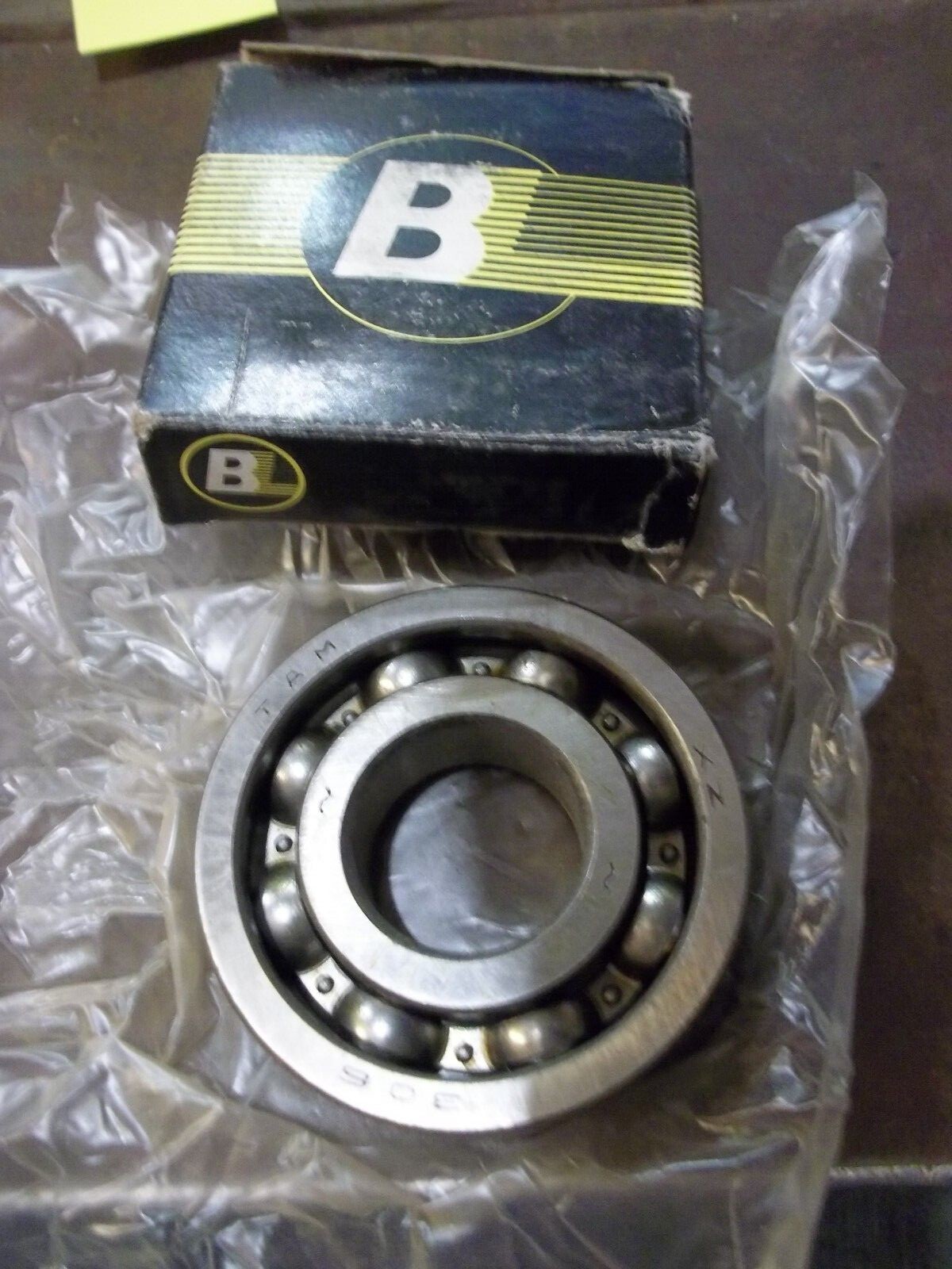 NIB BL 306 BEARING (BIN174)