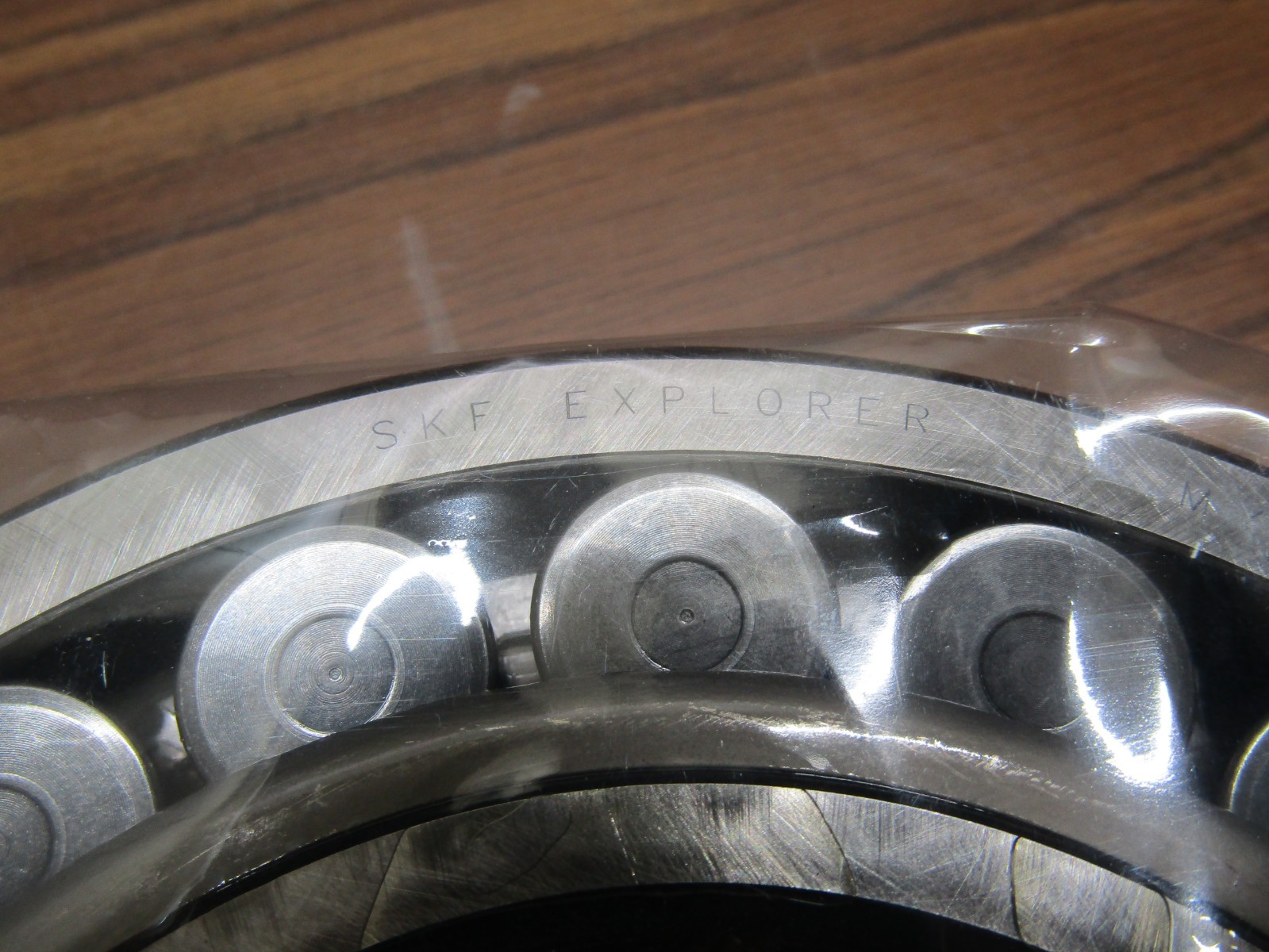 SKF 22220 E SPHERICAL ROLLER BEARING 100x180x46 mm