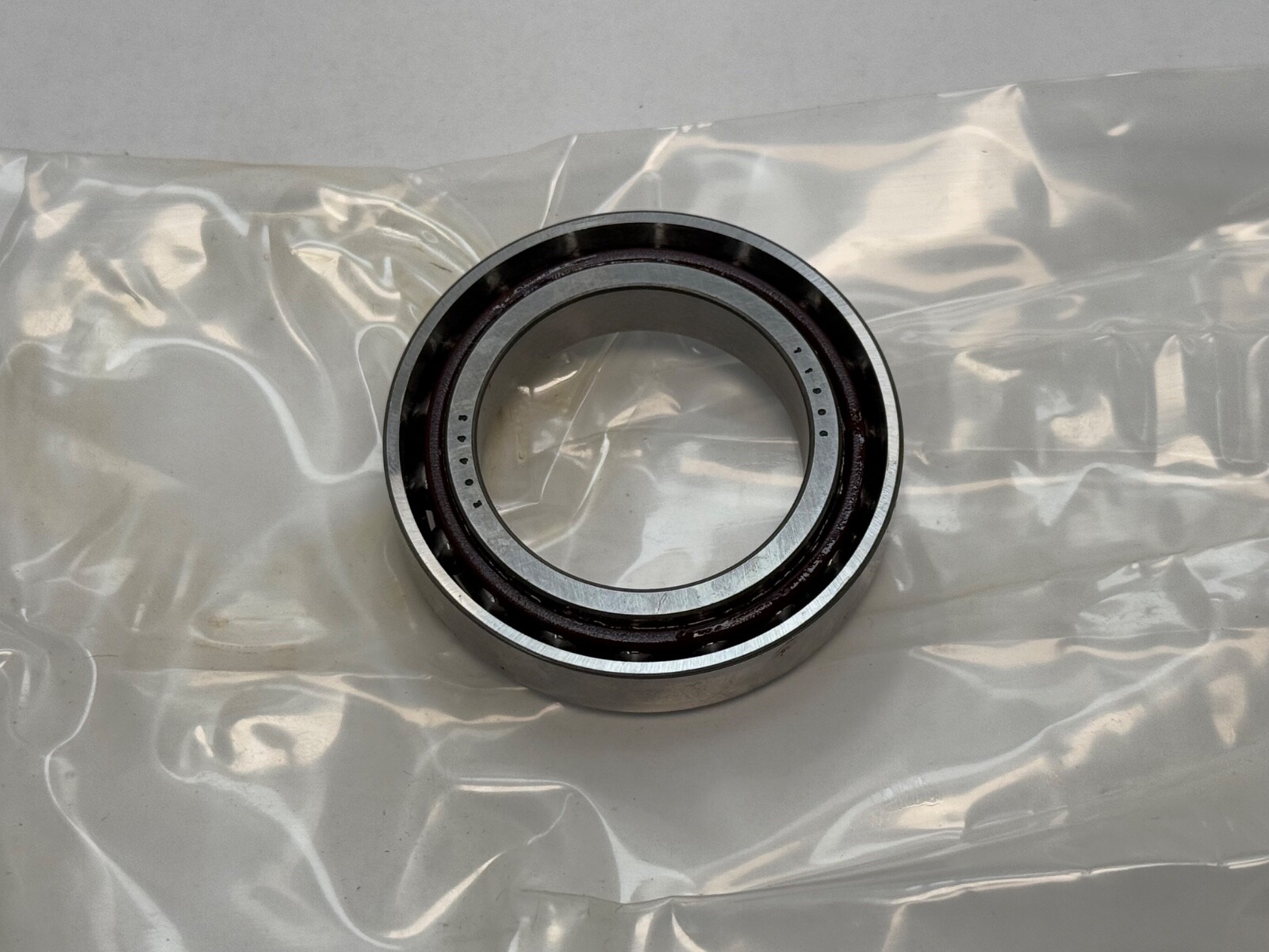 SNR 71906HUJ74 Angular Bearing 7906-E-T-UL-P4 71906-H-U-J74 30x47x9 mm