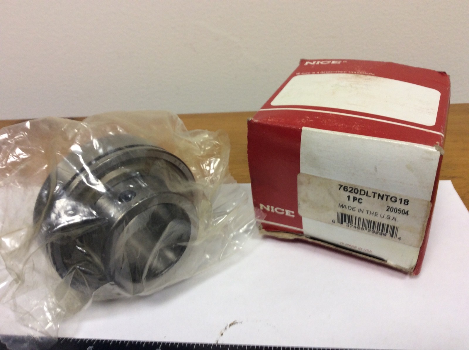 Nice 7620DLTNTG18 Deep Groove Bearing, 1.2500″ ID, 2.5625″ OD, 1.4063″ Width