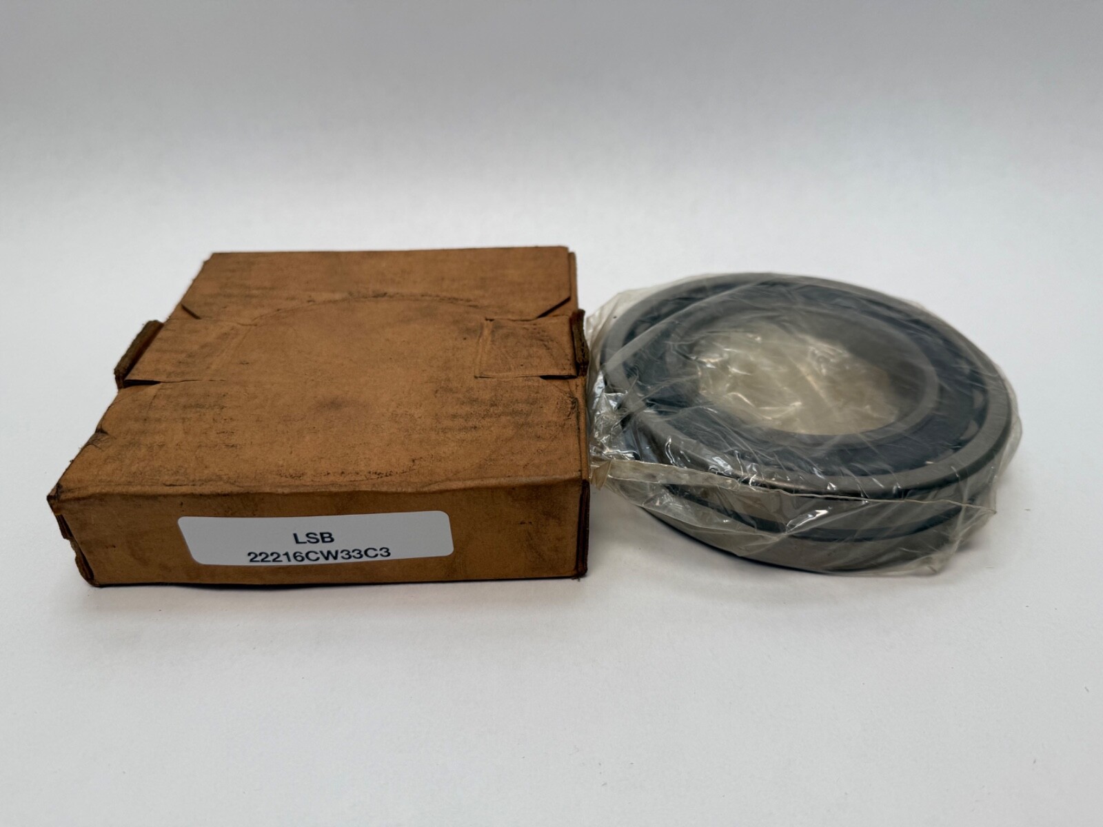 LSB 22216CW33C3 Bearing 22216-C-W33-C3 22216CC 22216CJ 22216CCJ 80x140x33 mm