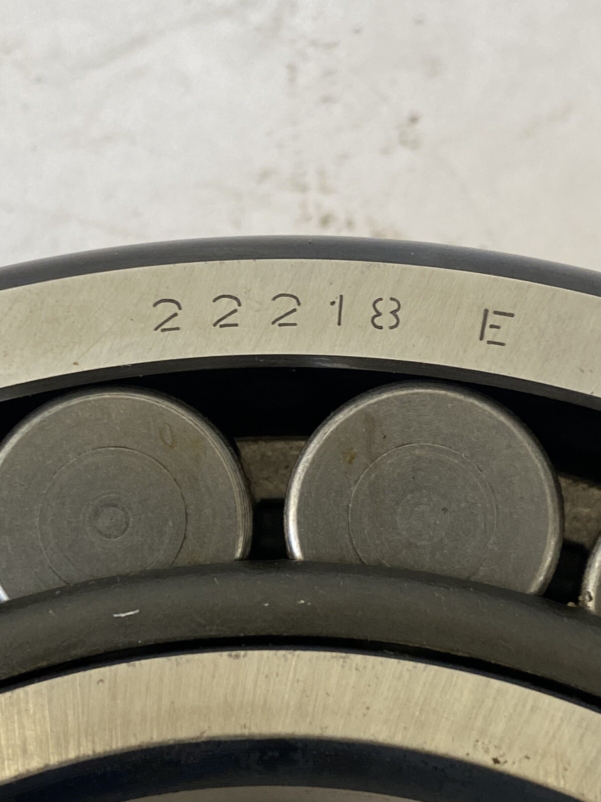 SKF,22218 E/C3,SPHERICAL ROLLER BEARING NNB