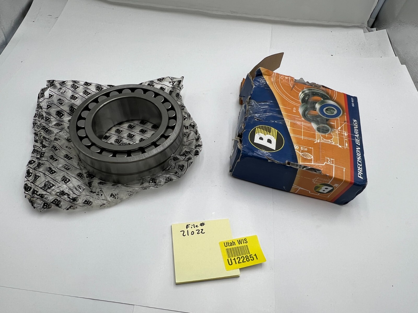 Genuine BL Double Row Spherical Roller Bearing 23120 CAM/C3W33 Silver